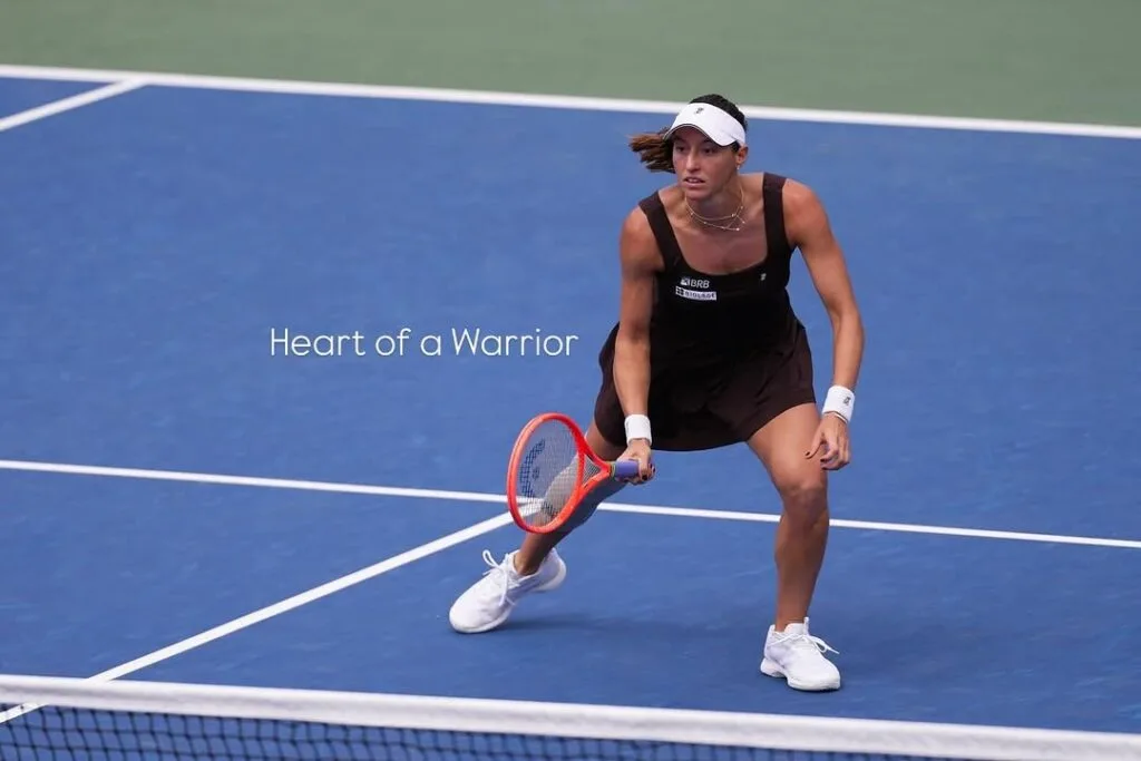 Luisa Stefani faz história e se torna primeira brasileira em uma semifinal do WTA Finals