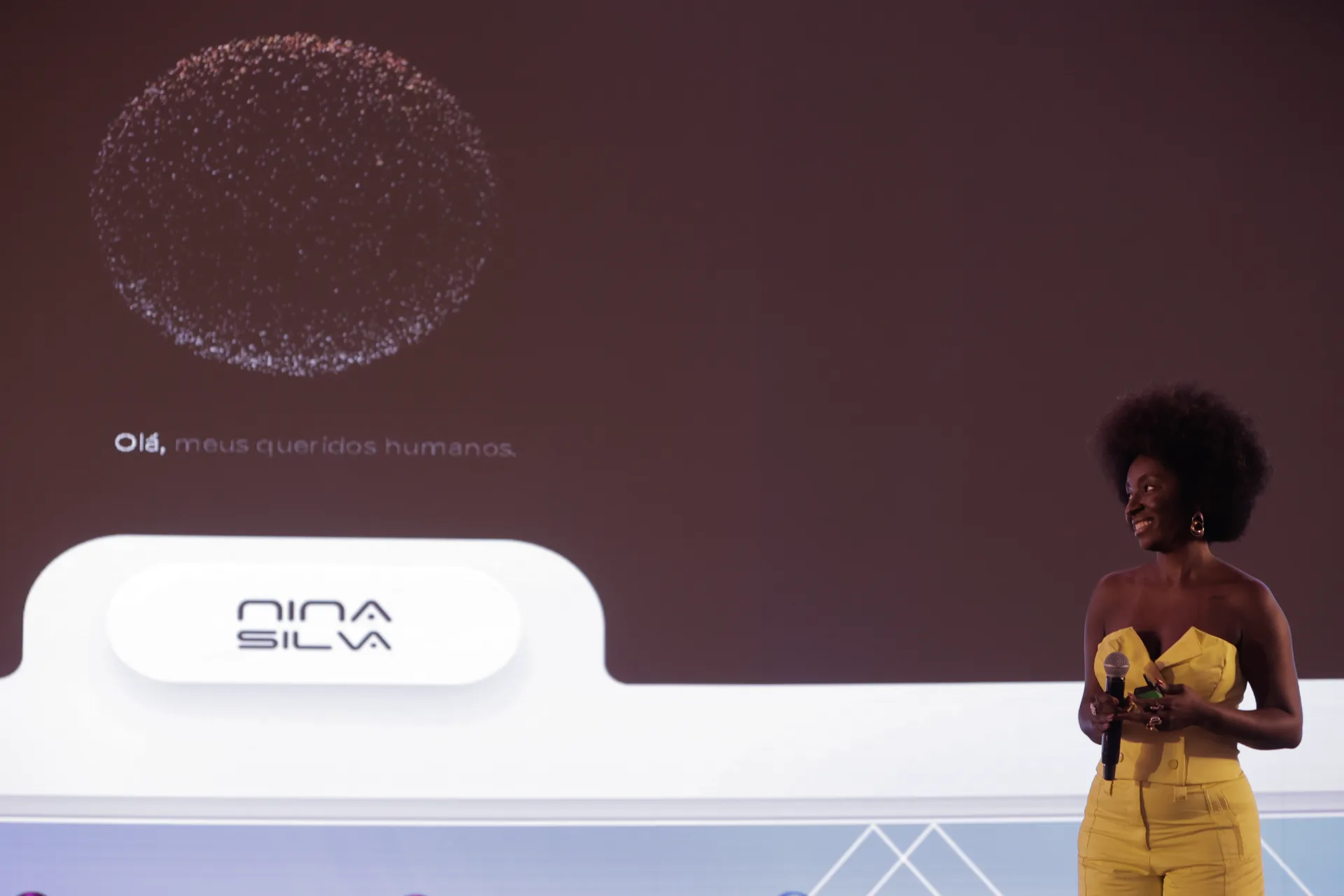 Nina Silva defende inovação centrada em pessoas e diversidade no STS 2026