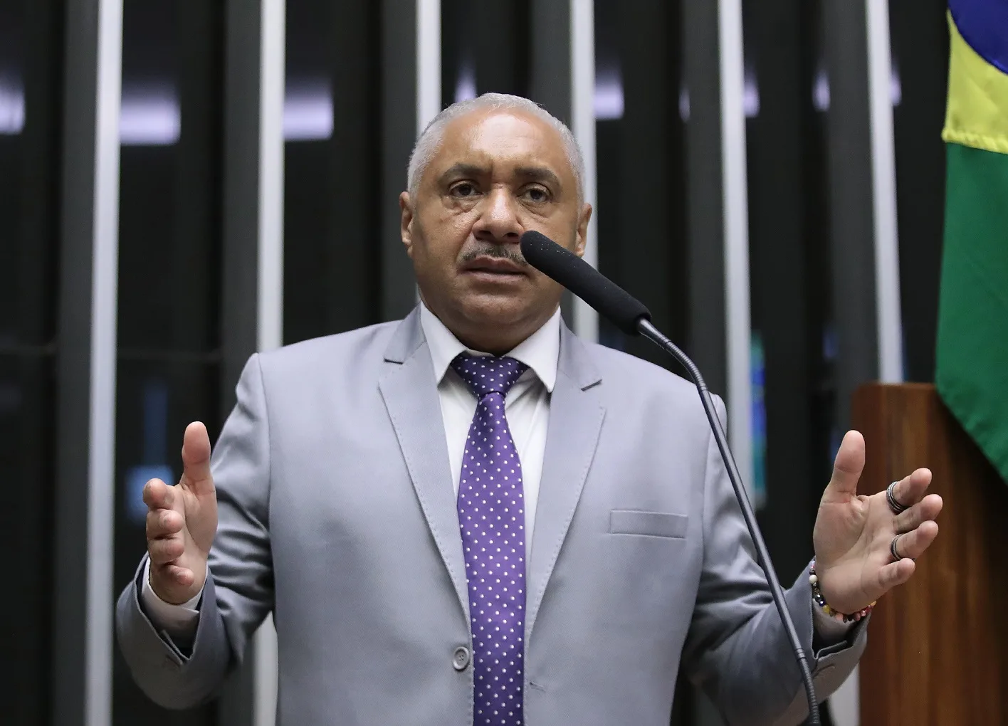 “A política no Ceará é muito séria”, diz Tiririca ao comentar derrota para deputado