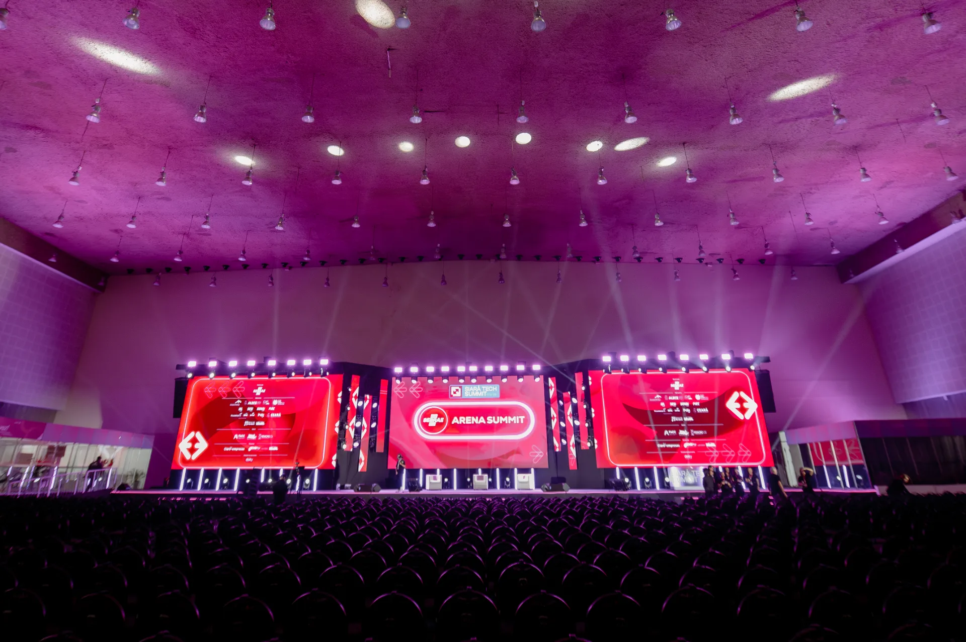 Siará Tech Summit debate estratégias para impulsionar negócios