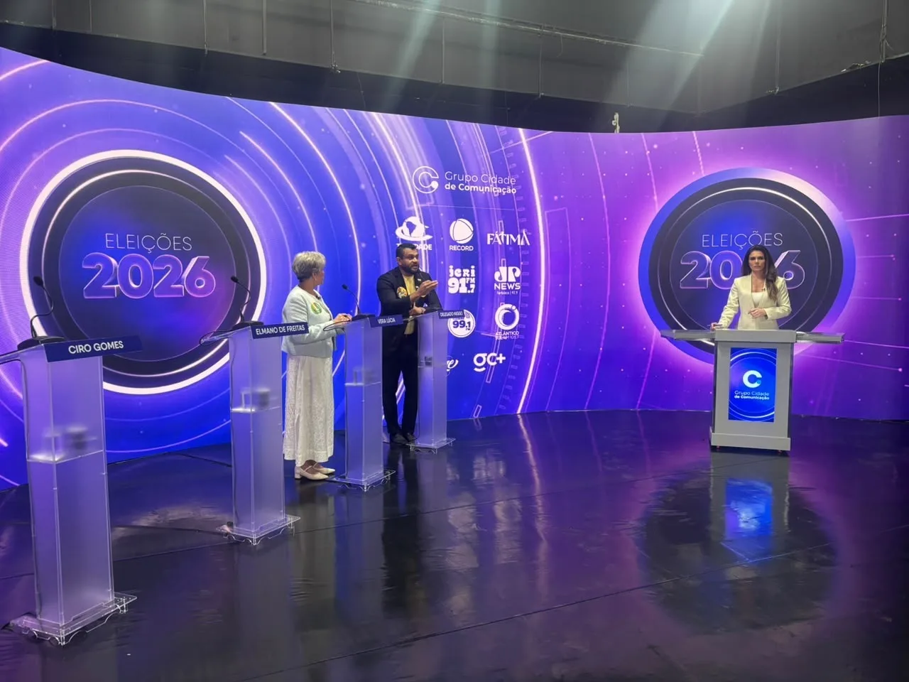 Debate na TV Cidade: candidatos ao Governo do Ceará abordam segurança e críticas aos ausentes
