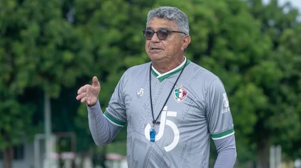 Flávio Araújo é anunciado como novo técnico do Iguatu para temporada 26/27