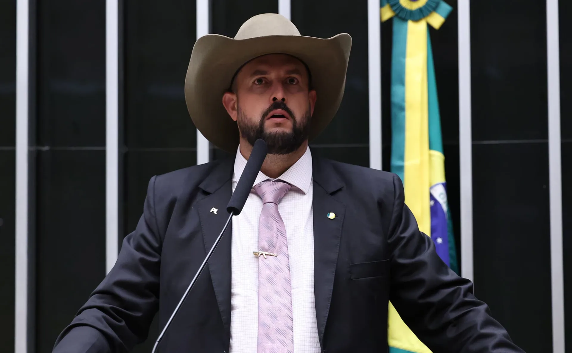 O deputado federal Zé Trovão (PL-SC) apresentou uma ação para tentar suspender o aumento (Foto: Kayo Magalhães / Câmara dos Deputados) Aliado de Flávio Bolsonaro entra no TSE contra aumento do Bolsa Família; entenda