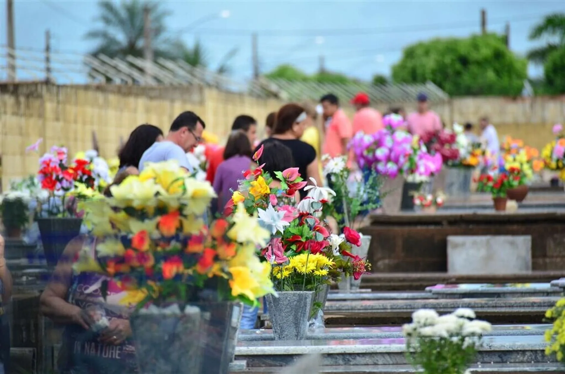 Dia de Finados em Fortaleza: veja o que abre e fecha nesta segunda-feira (2)