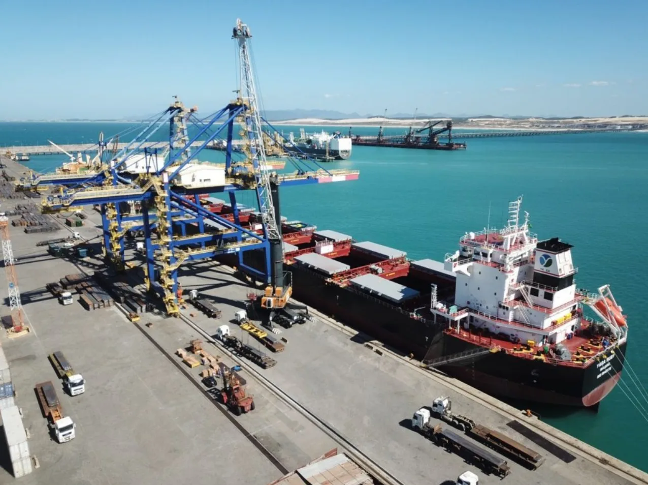 Exportações cearenses chegam a US$ 1,63 bilhão e avançam 8,2% em 2026