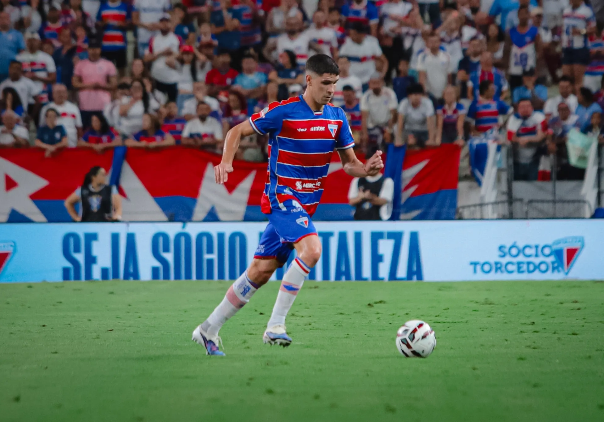 Fortaleza empata com Athletic-MG por 2 a 2 no Castelão pela Série B