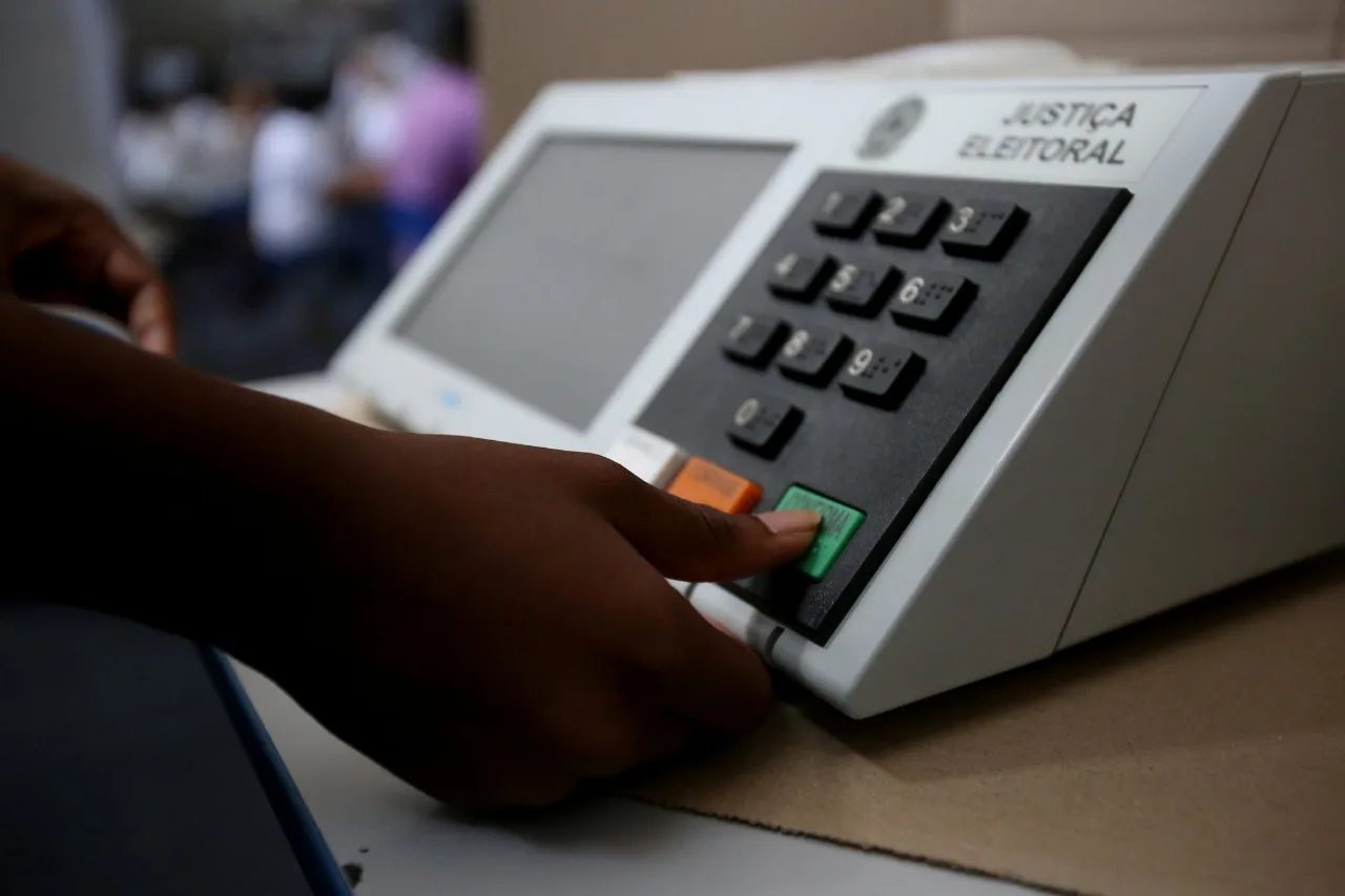 Fortaleza decide a eleição? Entenda o peso da capital e do interior na disputa pelo Governo do Ceará