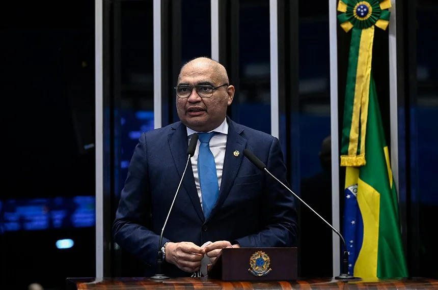 “Dependência vai direto ao estômago”, diz Sargento Reginauro sobre programas sociais
