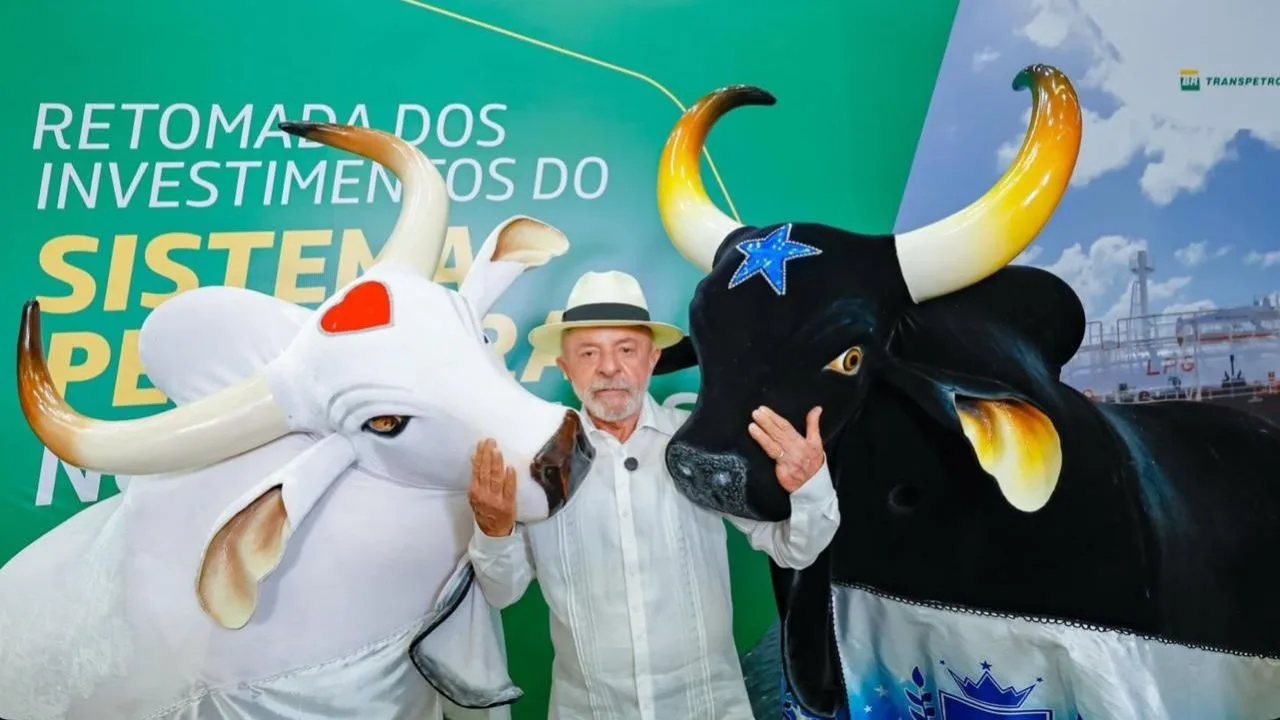 Garantido e Caprichoso, símbolos de Parintins, declaram apoio a Lula no 2º turno