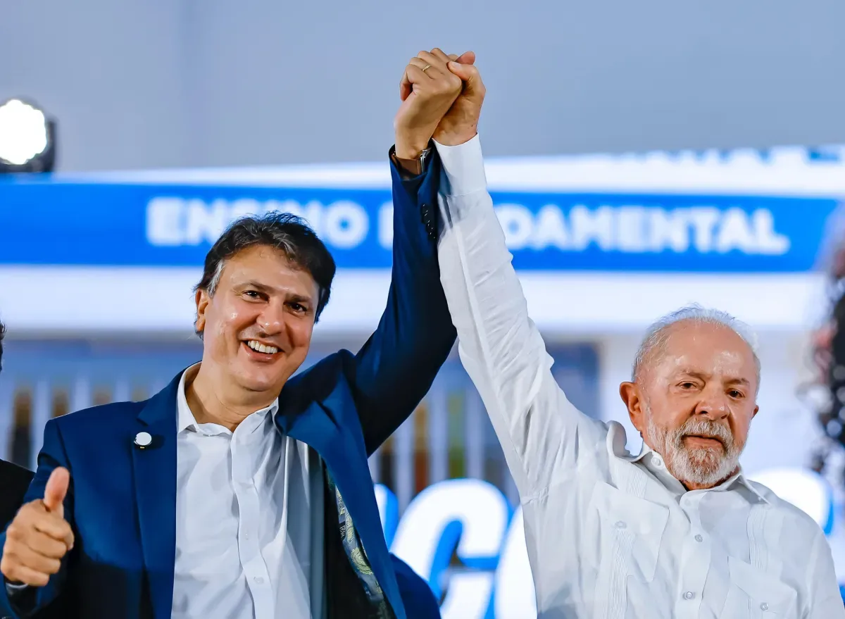 Lula cita Camilo Santana e Rafael Fonteles ao agradecer apoio à reeleição no Nordeste