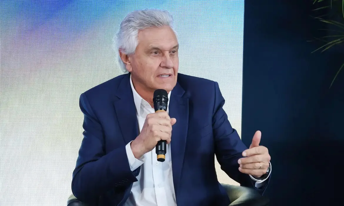 “Me dói ver alguém querer apagar Nossa Senhora Aparecida”, diz Ronaldo Caiado