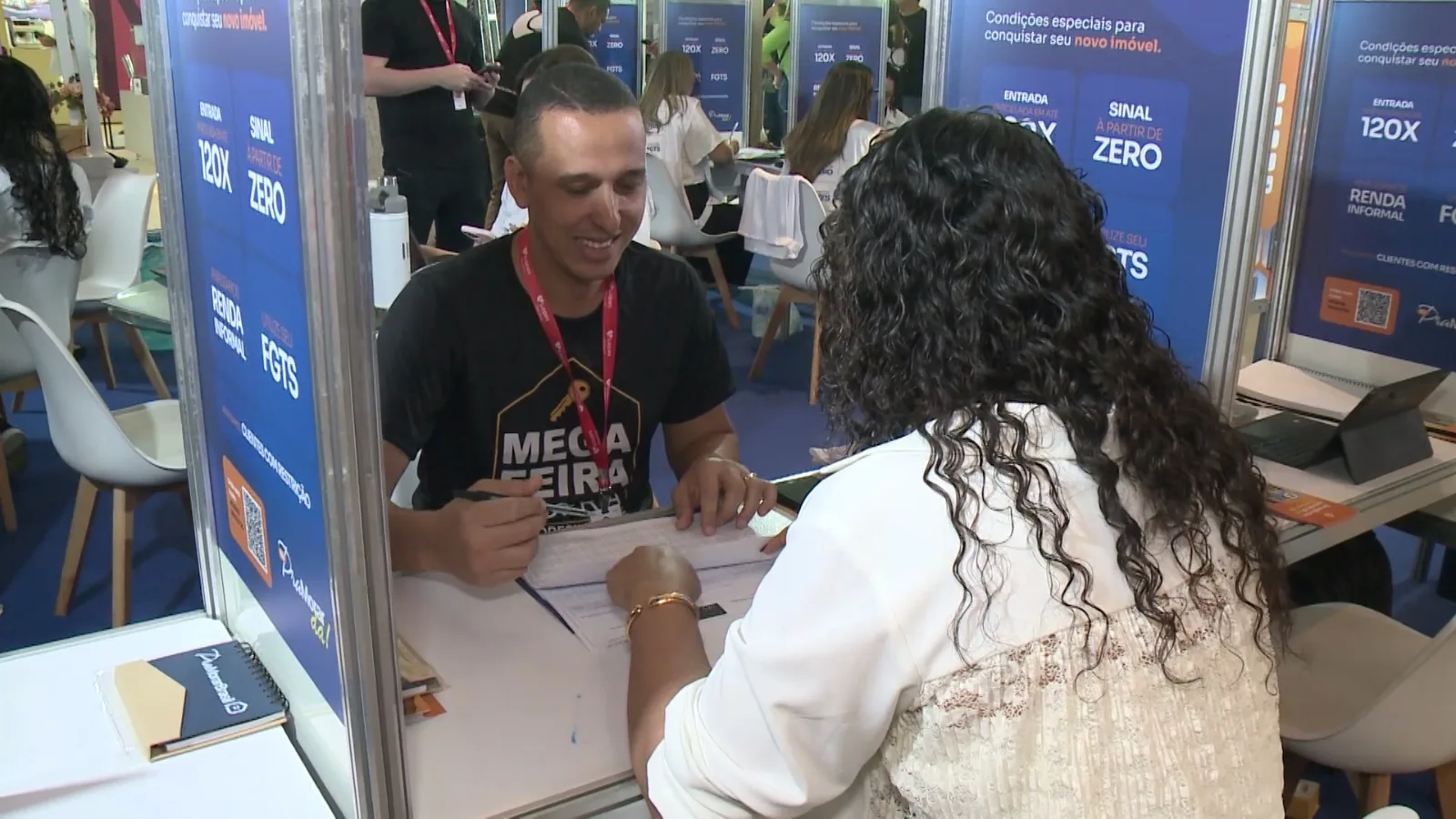 Ao todo, aproximadamente 12 mil unidades habitacionais em Fortaleza estarão disponíveis para negociação durante a feira. Foto: Reprodução / TV Cidade Fortaleza Mega Feira da Casa Própria tem 17 construtoras e prevê R$ 50 milhões em negócios em Fortaleza