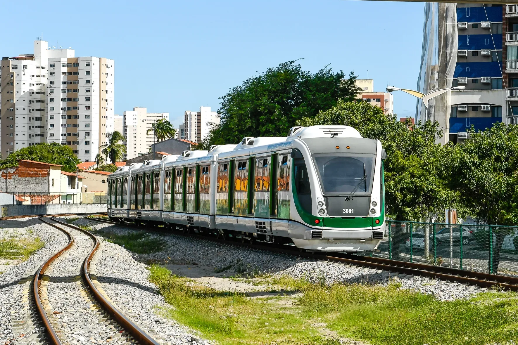 Metrô e VLT terão operação gratuita no Ceará no domingo de eleição; confira horários
