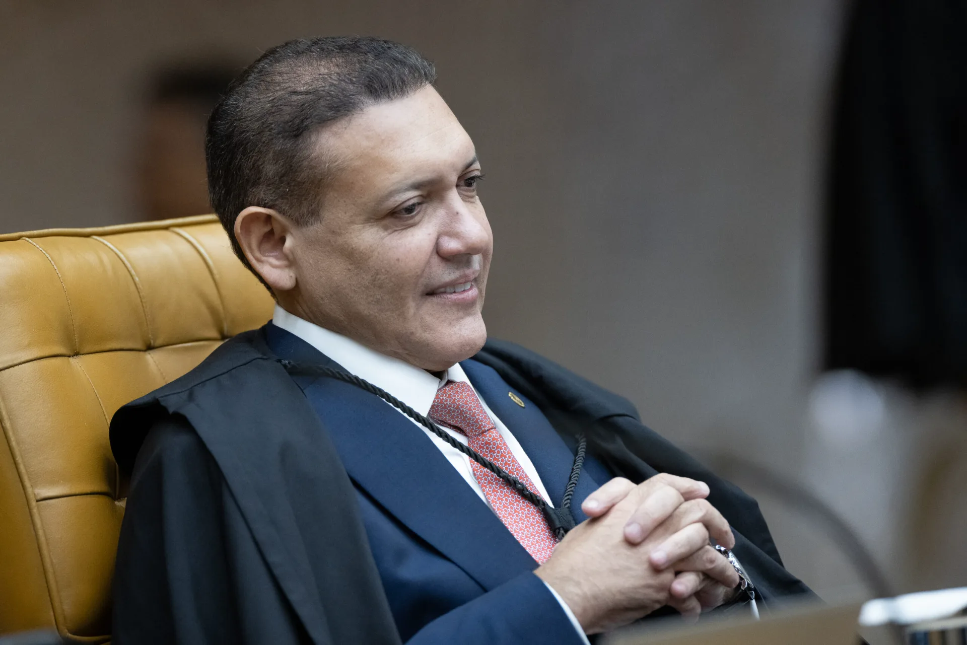 PF avalia a possibilidade de as referências estarem relacionadas ao ministro Kassio Nunes Marques (Foto: Reprodução) Mensagens citam ministro Kassio e relatam quarto 'com 5 meninas' em festa de Vorcaro