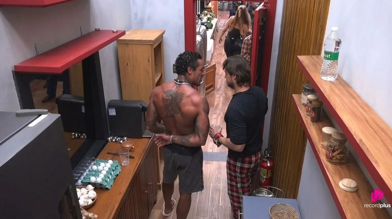 Murilo bate de frente com Daniel e troca acusações após votação em 'A Fazenda 18'