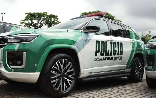 Dois homens morrem após confronto com policiais durante tentativa de roubo na Grande Fortaleza