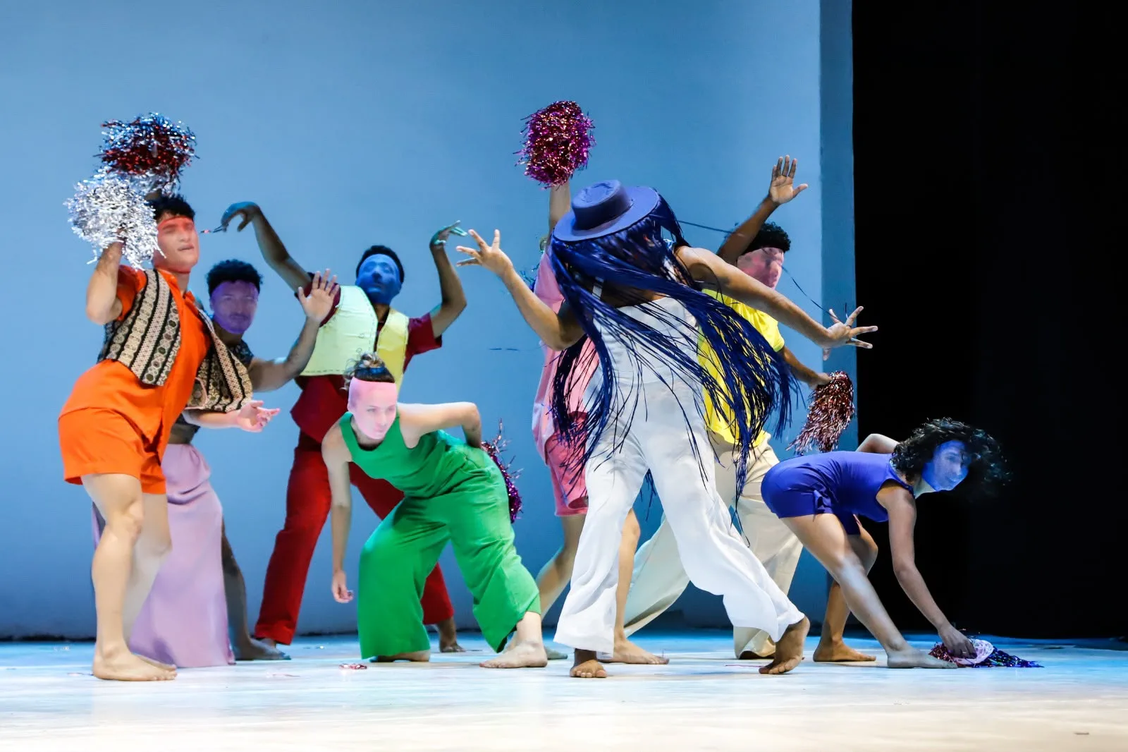 Companhia de dança de Paracuru percorre cinco capitais com espetáculo infantil gratuito