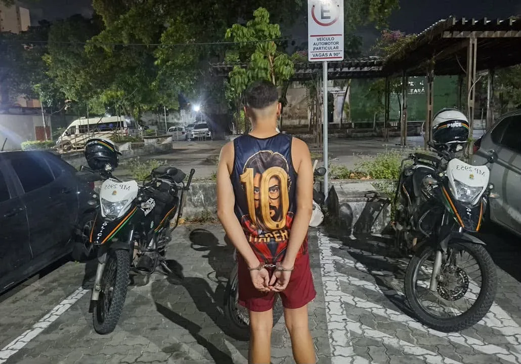 Adolescente é apreendido por tráfico de drogas no Barracão, em Fortaleza