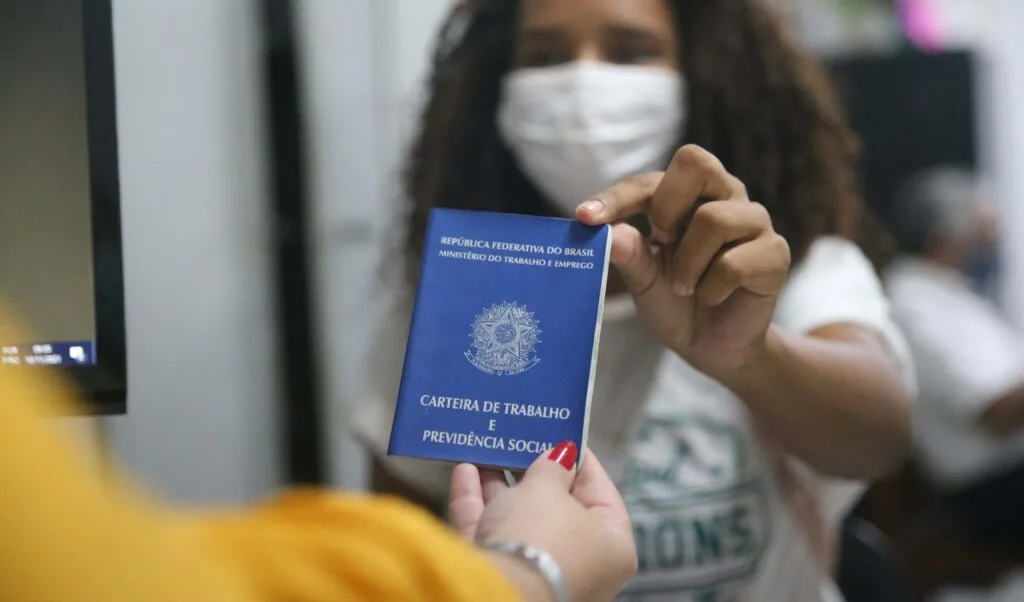 Sine Municipal oferta 535 vagas de trabalho em Fortaleza