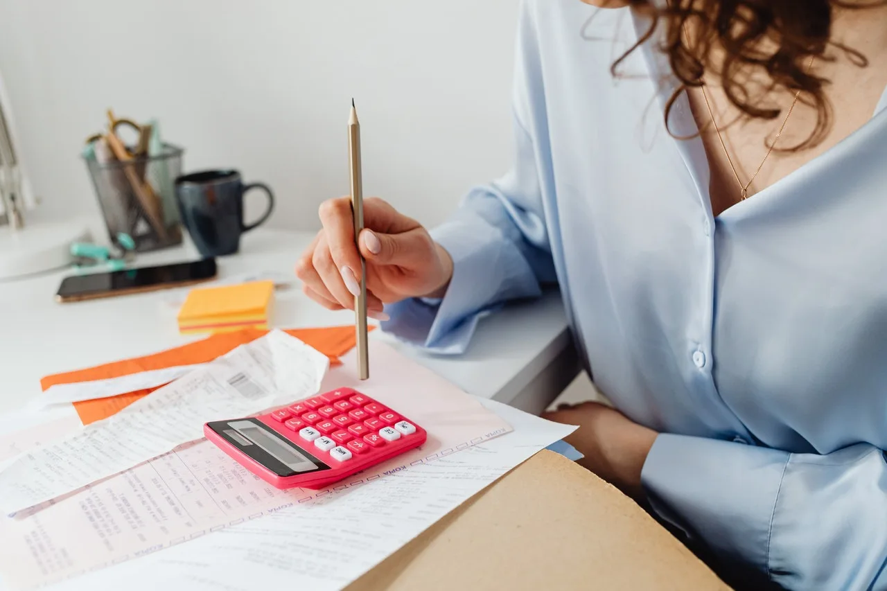 Quitar todas as dívidas pode não ser a melhor decisão ao ser desligado de um emprego