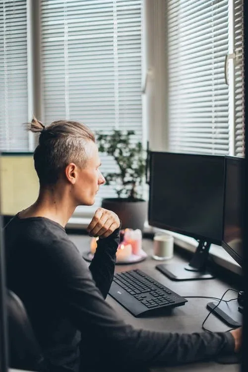 Trabalho remoto: como cultivar os vínculos sociais à distância?