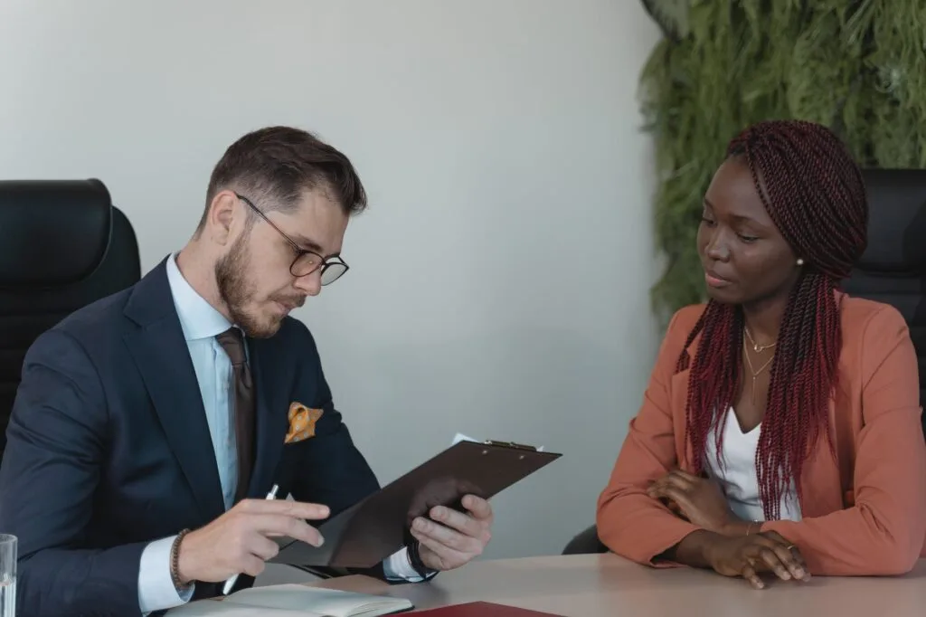 Como sair na frente numa entrevista de emprego