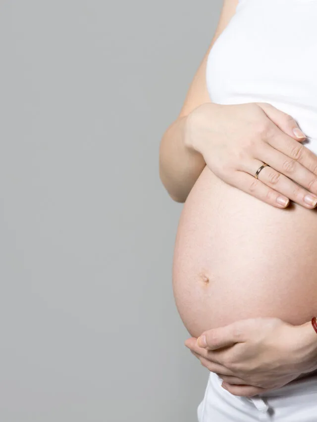 O ano é 2022 e ainda demitem mães que voltam da licença maternidade