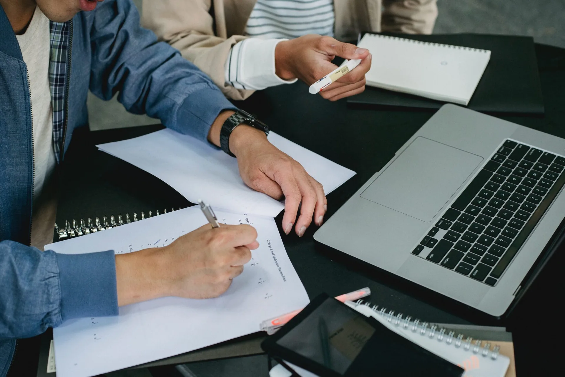 Centro Universitário abre inscrições para cursos gratuitos e remotos sobre Empregabilidade, Finanças e Marketing Pessoal
