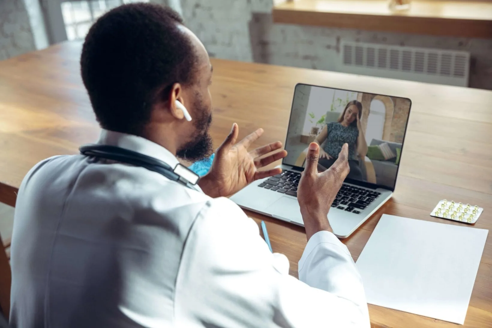 Em caso de teletrabalho ou trabalho remoto, os pais que têm filhos com necessidades especiais possuem prioridade. Entenda