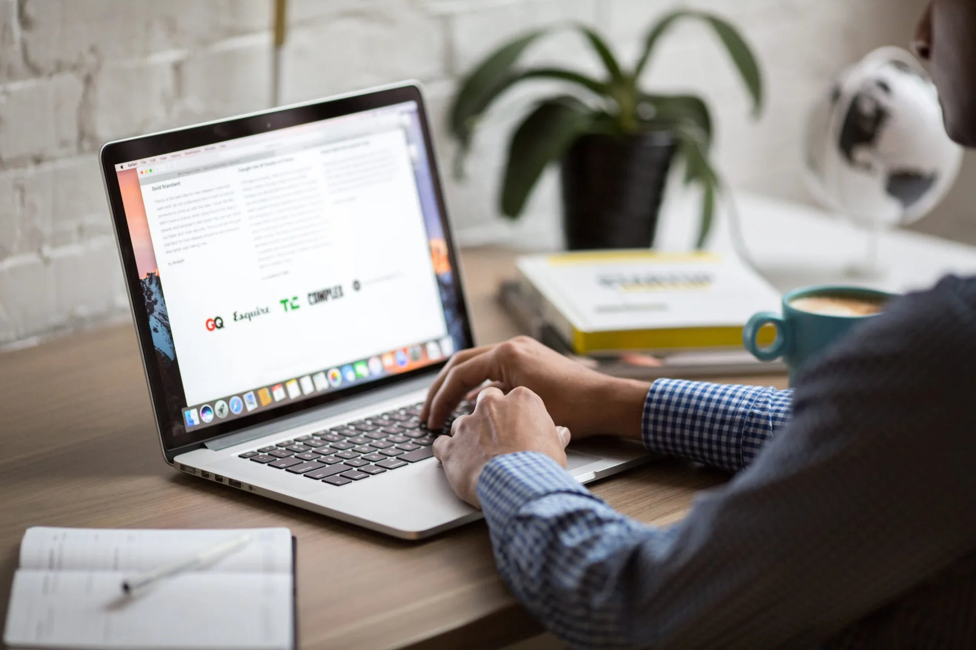 Portfólio online destaca candidatos durante processo seletivo; aprenda a construir