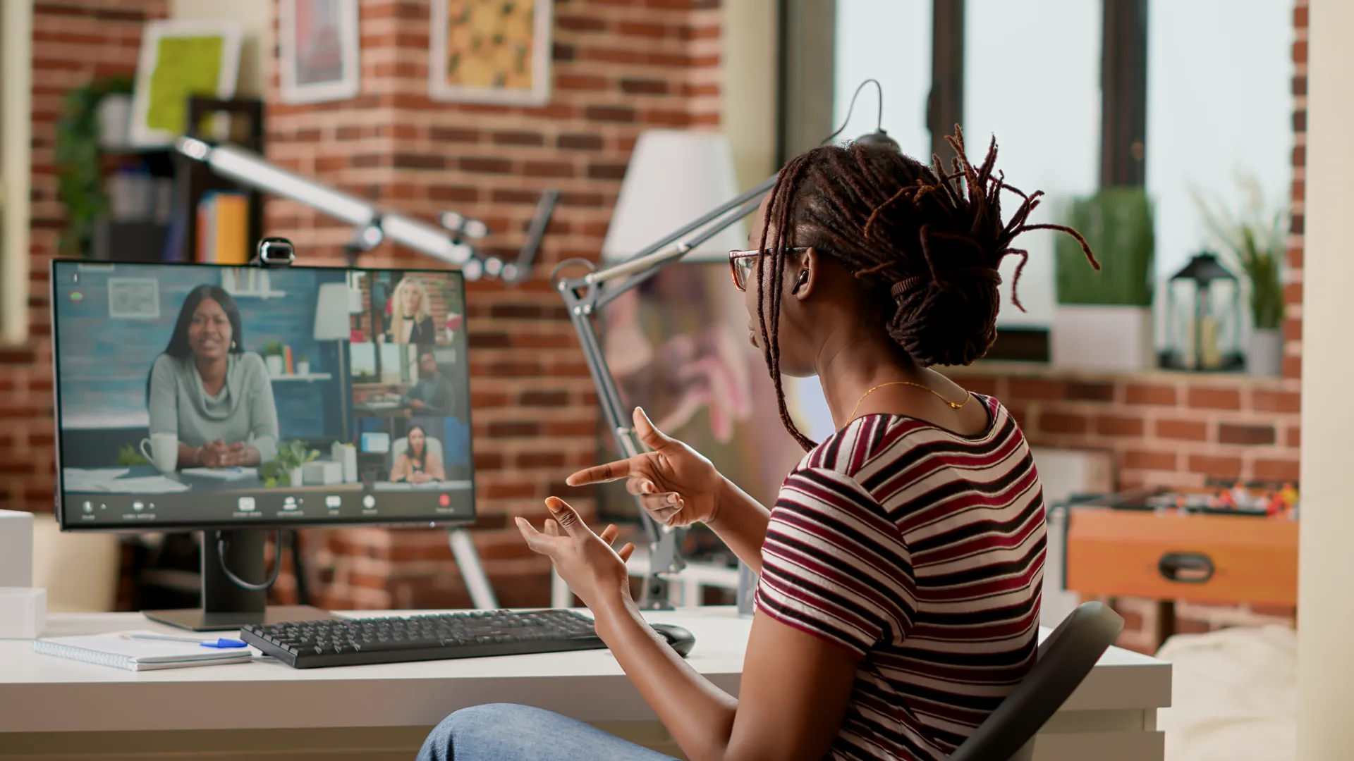 Como melhorar a comunicação no ambiente de trabalho?