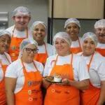 Escola de Gastronomia Social oferta 140 vagas gratuitas para cursos profissionalizantes presenciais