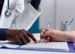 ISGH lança edital com vagas para contratação imediata e formação de cadastro reserva em diversos cargos