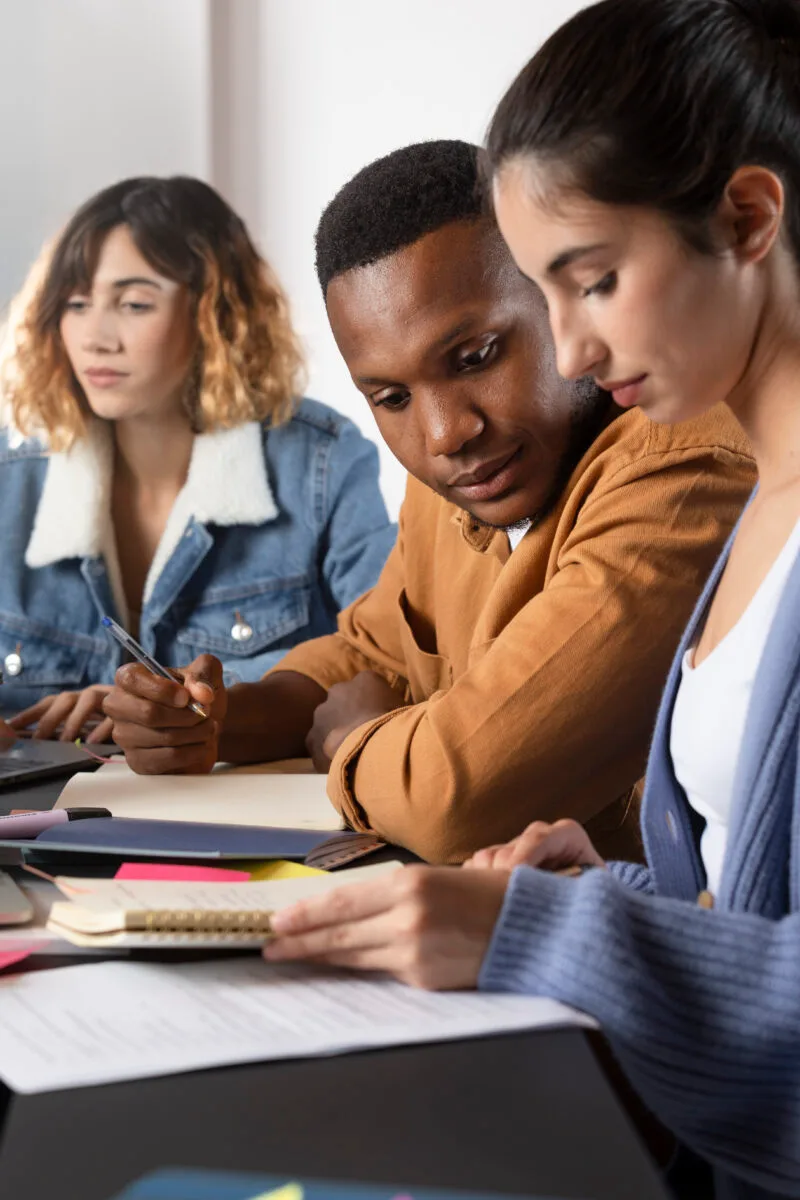 Casa do Menor oferece cursos profissionalizantes gratuitos na Boa Vista